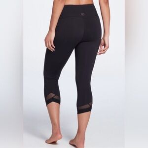 Calia Essential Mesh Capri Cropped Legging